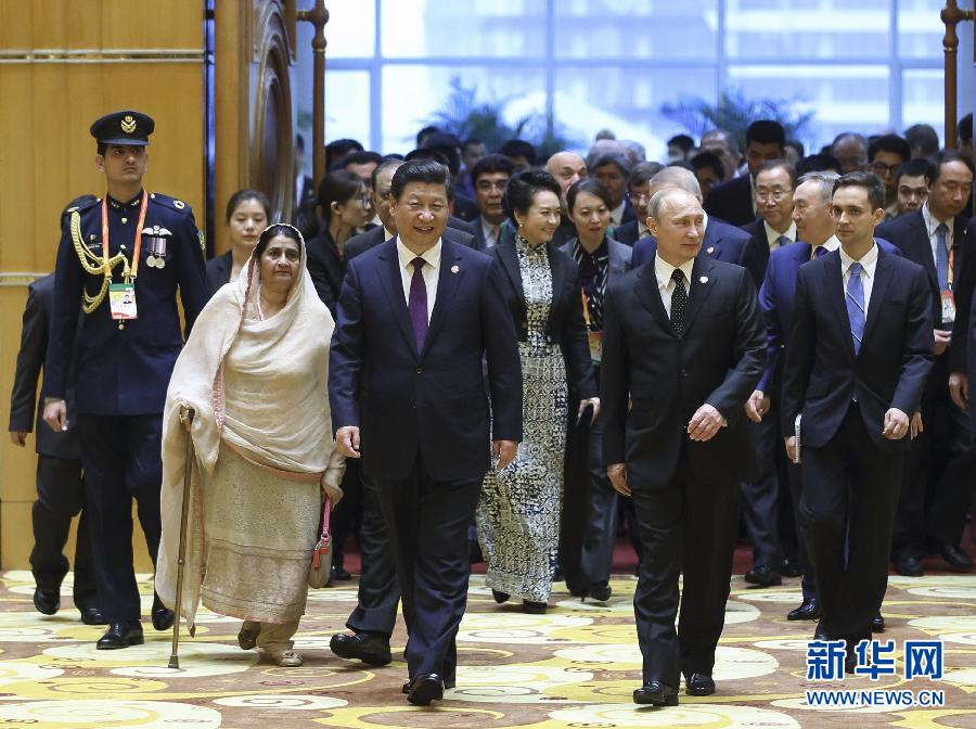الرئيس الصينى يدعو للوحدة الآسيوية 