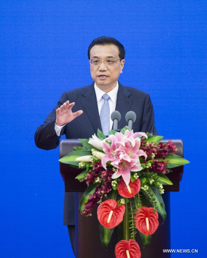 الصين وماليزيا تحتفلان بالذكرى الأربعين لإقامة العلاقات الدبلوماسية