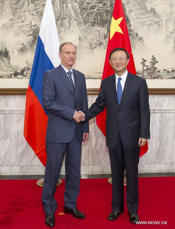 الصين وروسيا يتصديان التهديدات والتحديات سويا