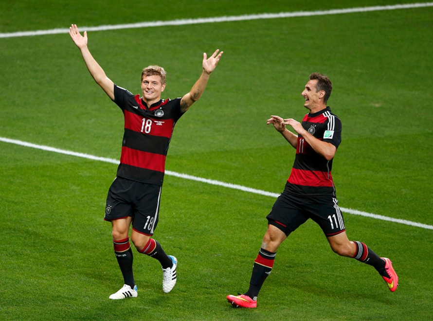 ألمانيا تطيح بالحلم البرازيلي 