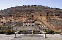 الكهوف في معبد دافو البوذي