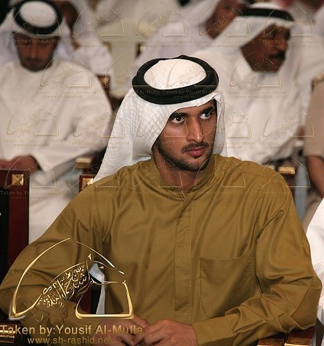 صور نادرة لأفراد الأسرة الملكية في مدينة دبي 