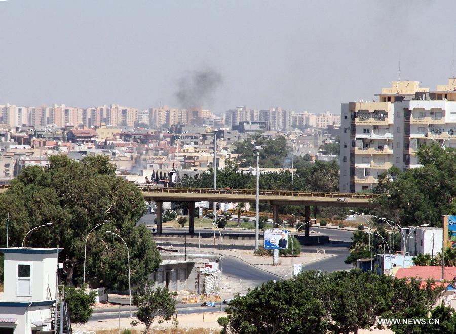 ليبيا : تجدد الاشتباكات حول مطار طرابلس الدولي