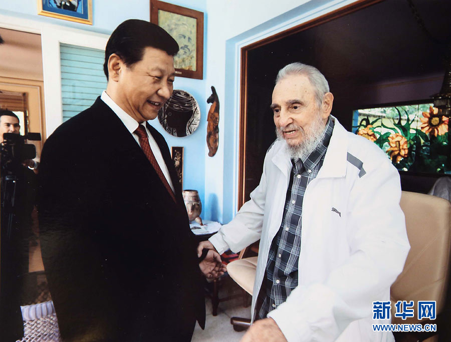 الرئيس الصيني يزور الزعيم الثوري الكوبي فيدل كاسترو