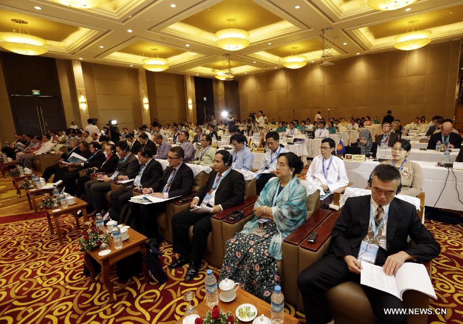 بدء منتدى الآسيان والصين حول التنمية الاجتماعية وتخفيض حدة الفقر في ميانمار