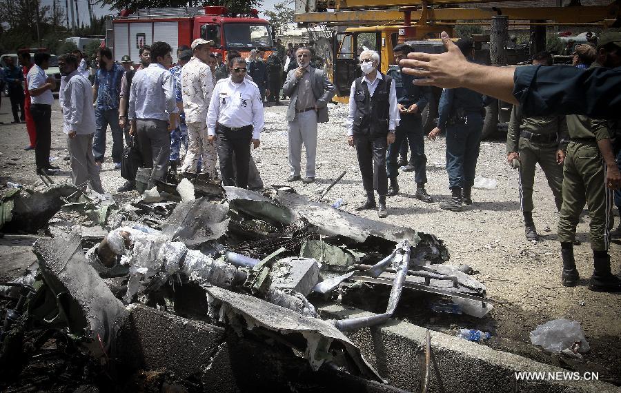 مصرع 48 شخصا إثر تحطم طائرة ركاب بالقرب من العاصمة الإيرانية