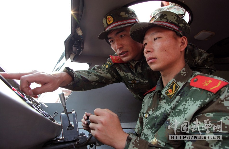 سبر أغوار دبابات إطفاء الحريق الصينية 