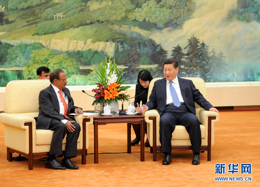 الرئيس الصيني يجتمع مع مبعوث رئيس الوزراء الهندي