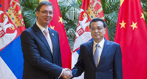رئيس مجلس الدولة الصيني يلتقي بنظيرة الصربي