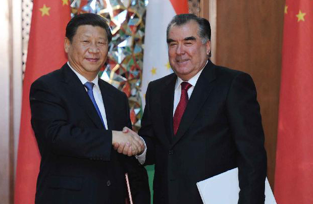 الصين وطاجيكستان تعتزمان تعزيز التعاون في الأمن وإنفاد القانون
