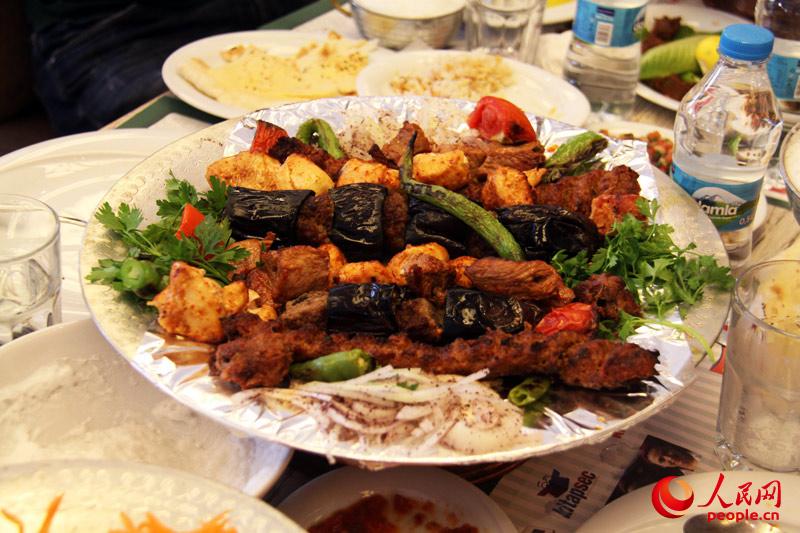 الأطباق التركية ذات الجاذبية صعبة المقاومة