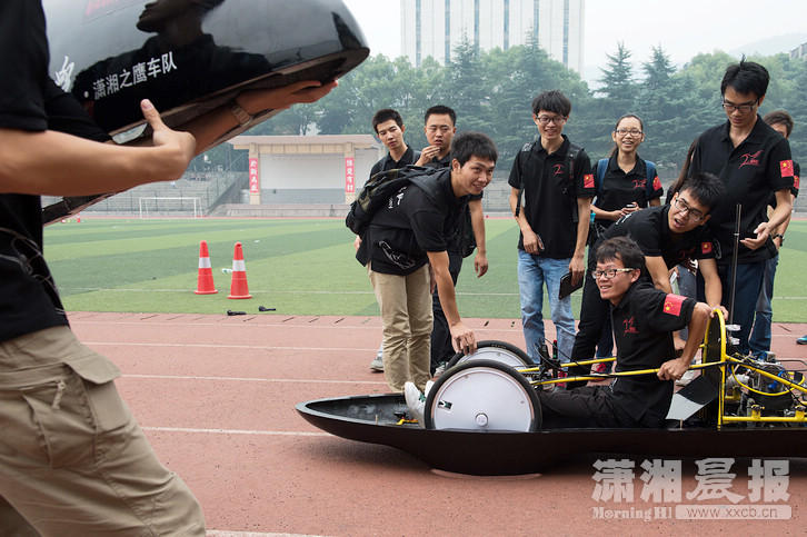 لتر لكل 500 كم.. جامعيون صينيون يبتكرون السيارة الأقل استهلاكا للوقود 