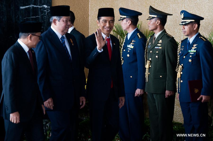 الرئيس الإندونيسي الجديد يحث الشعب على العمل بجد لتحقيق الأهداف الوطنية