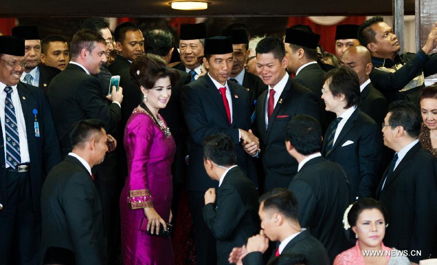 الرئيس الإندونيسي الجديد يحث الشعب على العمل بجد لتحقيق الأهداف الوطنية