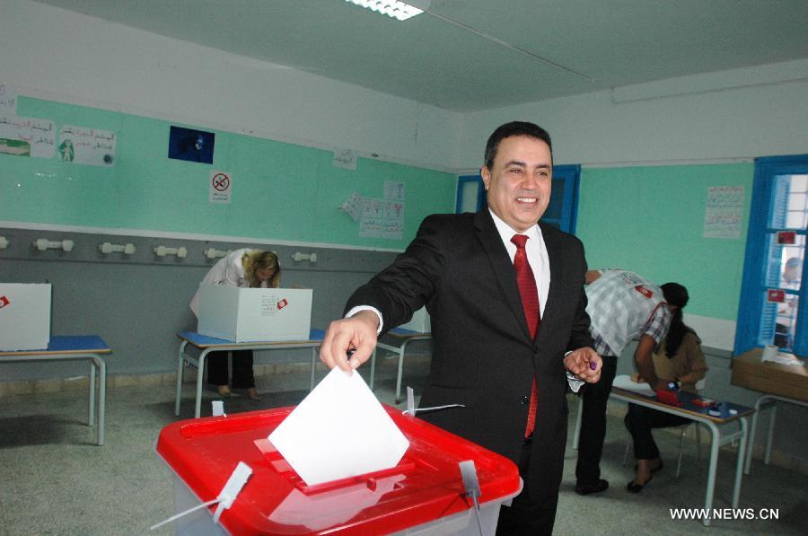 نسبة المشاركة في الانتخابات التونسية تتجاوز 50 %