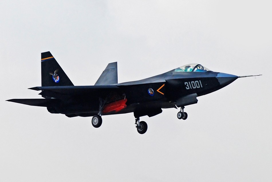 خبير عسكري يشرح أهمية ظهور المقاتلة جيان-31 في معرض الطيران الصيني