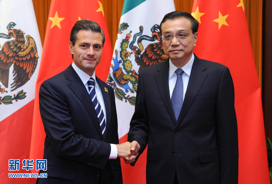 رئيس مجلس الدولة الصيني "يأسف" لانسحاب المكسيك من اتفاق لإقامة طريق للسكك الحديدية 