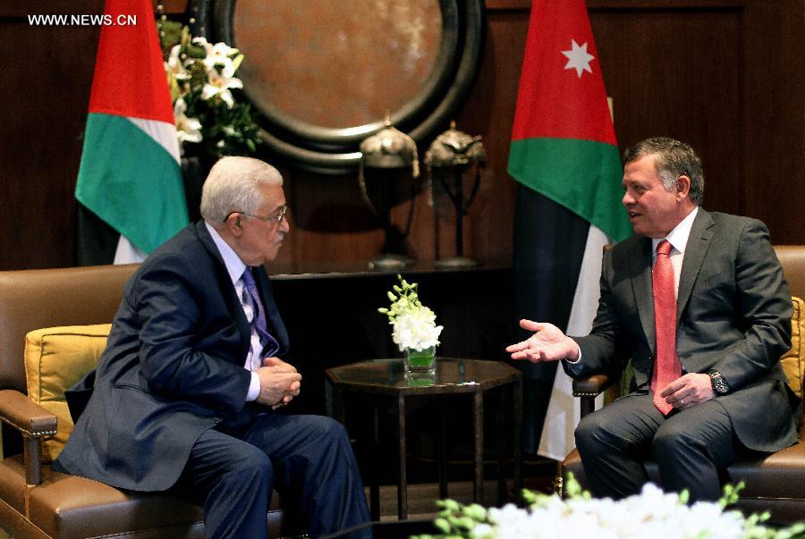 العاهل الاردني يبحث مع الرئيس الفلسطيني جهود تحقيق السلام ومجمل التطورات الراهنة في المنطقة