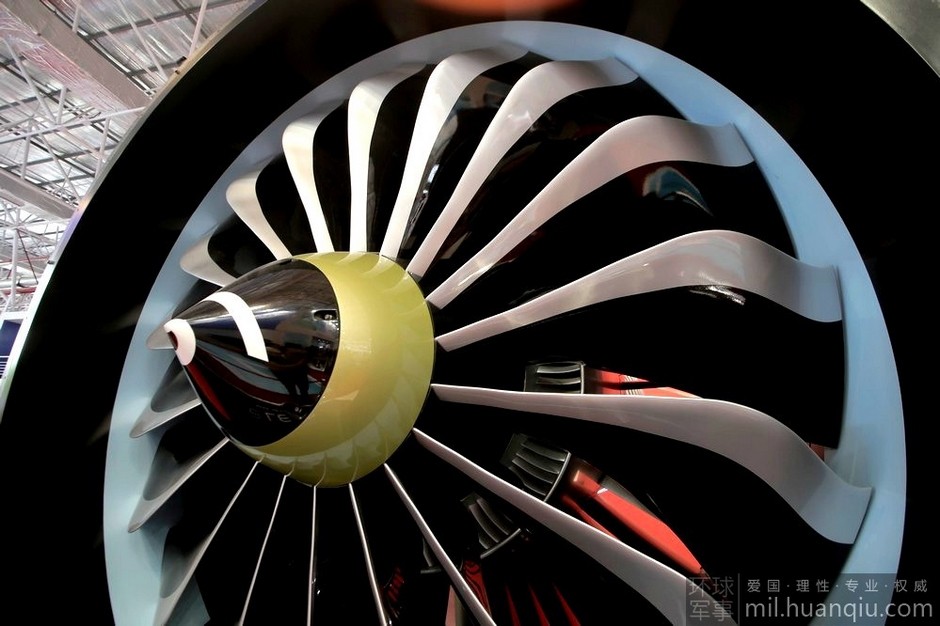 الكشف عن محرك الطائرات الكبيرة صيني الصنع C919