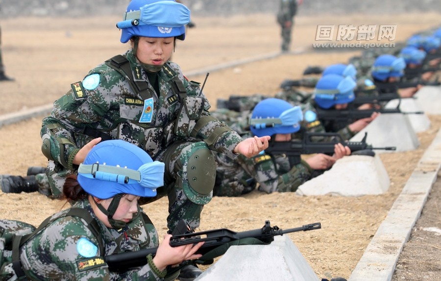 الصين تطلق أول جماعة من الجنديات لحفظ السلام للأمم المتحدة 