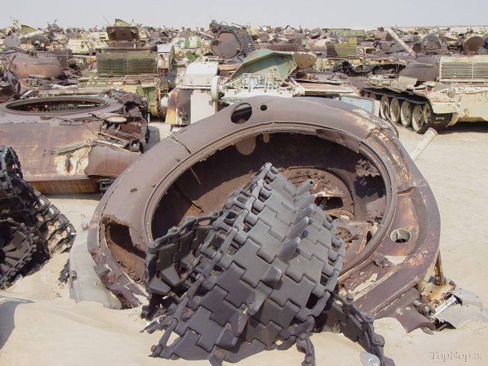ظهور مقبرة الدبابات في الكويت
