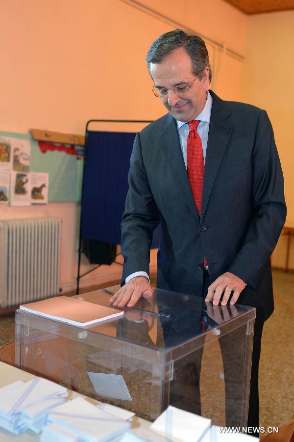 بدء التصويت في الانتخابات العامة اليونانية