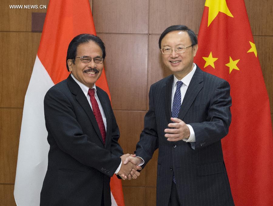 اجتماع صينى اندونيسى لتعزيز التعاون الاقتصادي بين البلدين