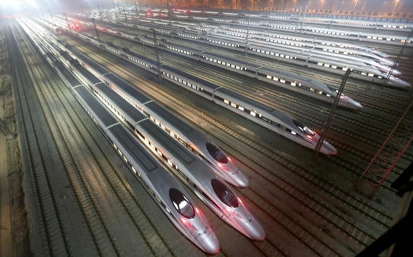  أشمل تكنولوجيا وأكثر أنواعتملك الصين التكنولوجيا القادرة على إنتاج قطارات تتراوح سرعتها بين 200 و500 كيلومتر في الساعة.