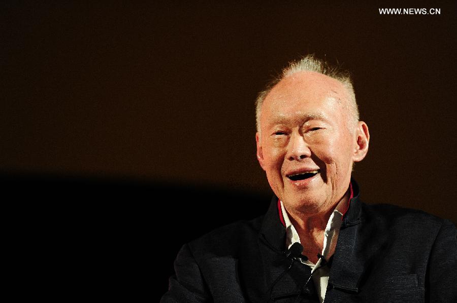 وفاة رئيس الوزراء السنغافوري السابق لي كوان يو عن عمر يناهز 91 عاما