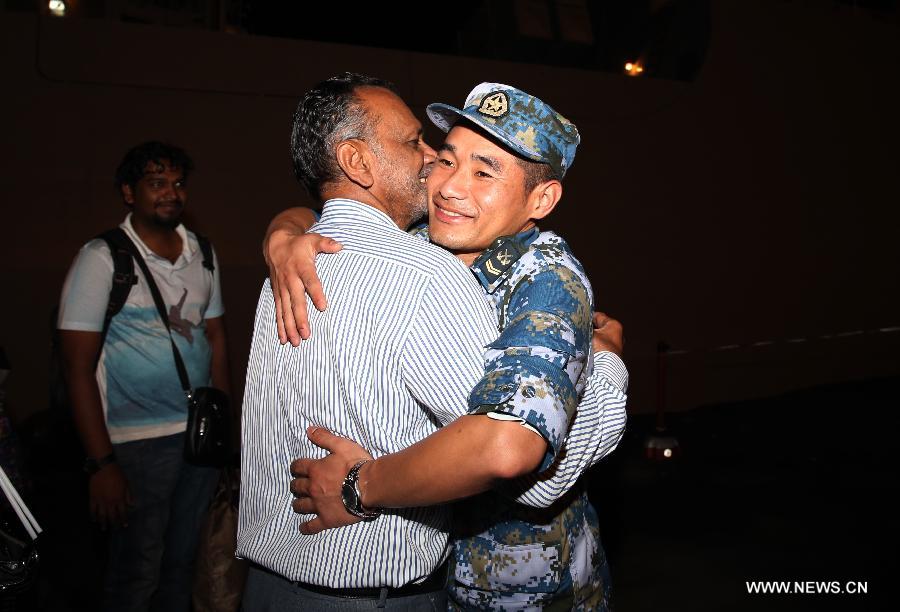 وصول سفينة حربية صينية تقل 83 شخصا تم إجلاؤهم من اليمن إلى جيبوتي