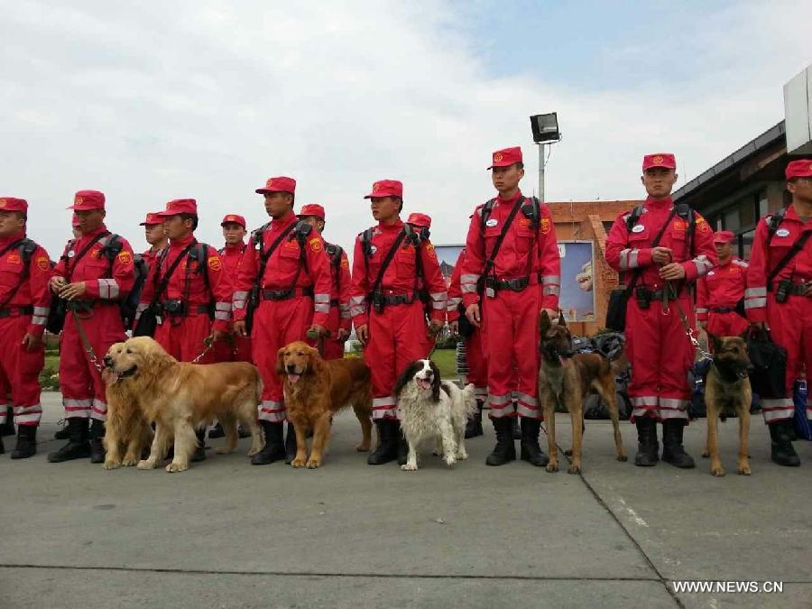 وصول فريق البحث والإنقاذ الصيني الى نيبال للمشاركة في جهود الإغاثة بعد الزلزال