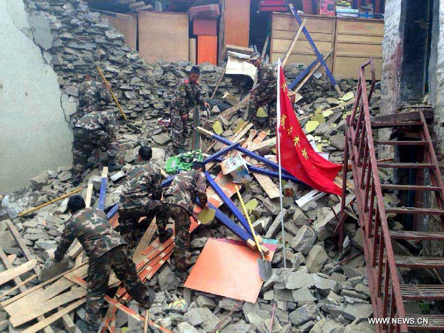 عدد القتلى يرتفع إلى 18 في التبت بعد زلزال نيبال