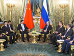 الصين وروسيا تتعهدان بتعميق التعاون العملي
