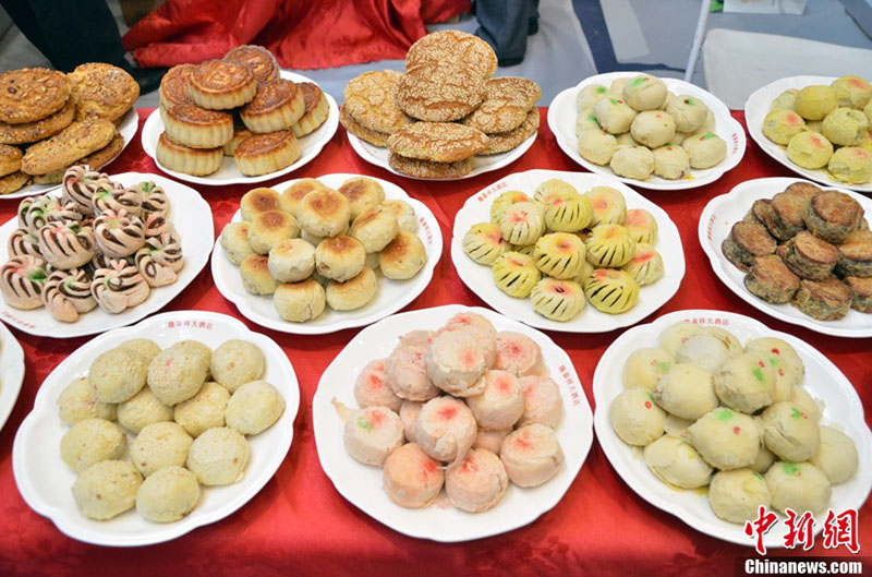 الصين تنظم الدورة الأولى لمسابقة طبخ الأطعمة الحلال