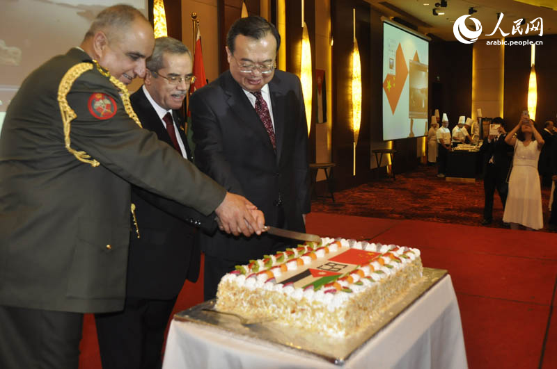 سفارة المملكة الأردنية الهاشمية لدى بكين تحتفل بعيد الاستقلال الـ69