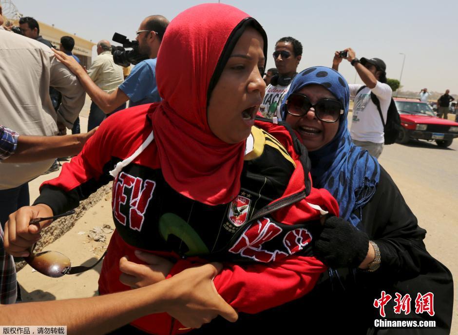 مصر: الحكم بالاعدام على 11 متهما فى قضية "مذبحة بورسعيد" التي وقعت عام 2012