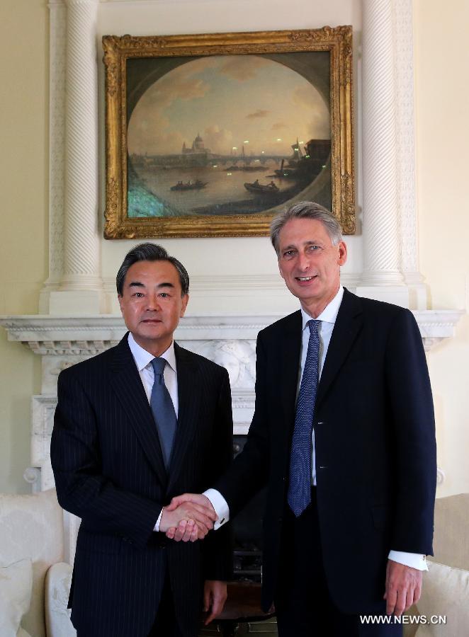وزير الخارجية: زيارة شي جين بينغ المرتقبة ستفتح " عصرا ذهبيا" في العلاقات بين الصين والمملكة المتحدة