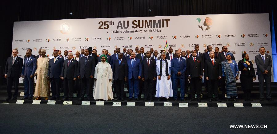تقرير اخباري: القادة الأفارقة يلتقون في قمة الاتحاد الأفريقي والرئيس الصيني يرسل تهنئته للقمة
