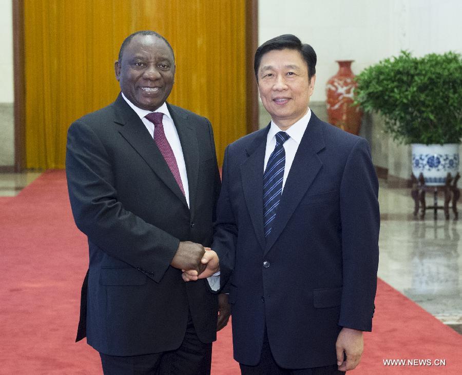 نائب الرئيس الصينى يجرى محادثات مع نظيره الجنوب افريقي