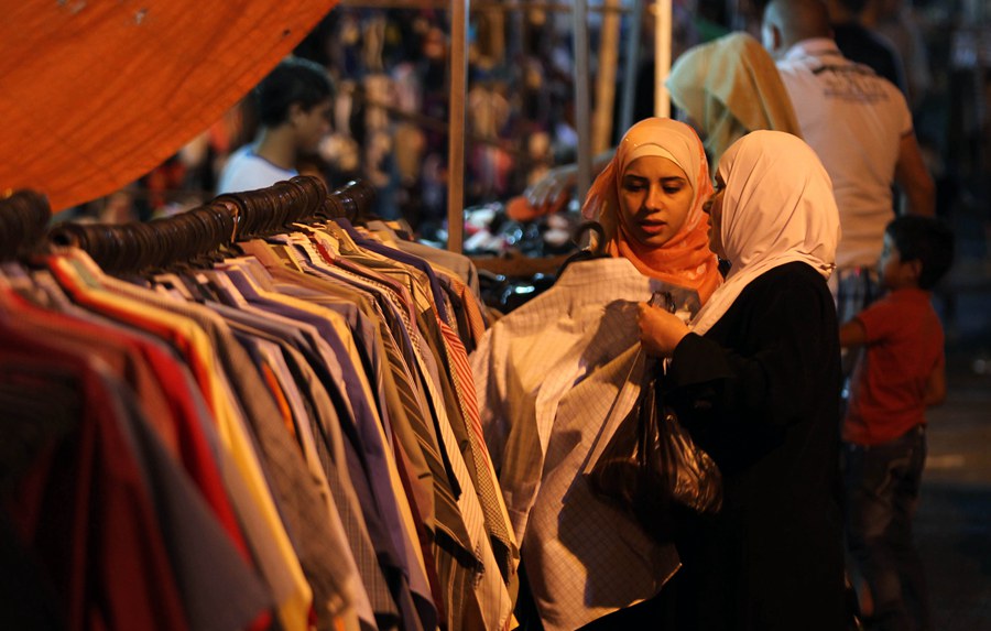 المسلمون في الأردن يستعدون للاحتفال بعيد الفطر