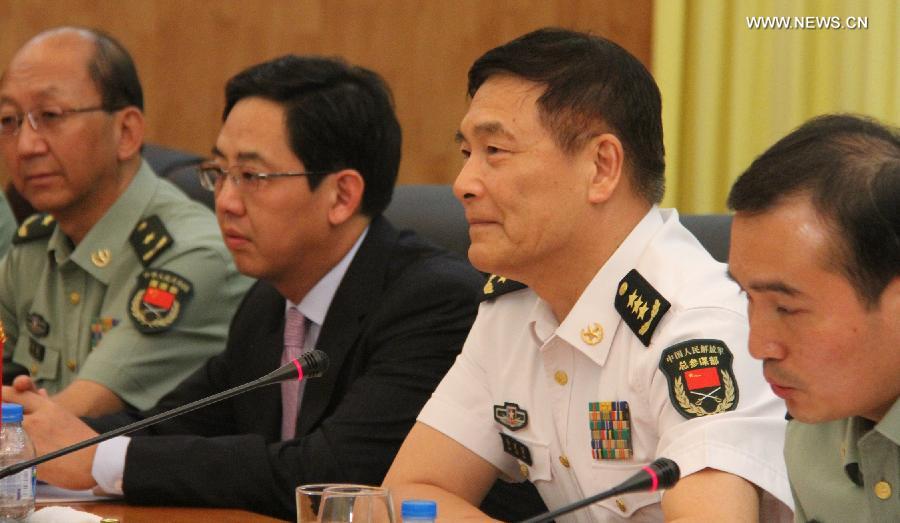 مسؤول عسكري: يتعين تعزيز العلاقات العسكرية بين الصين وفيتنام