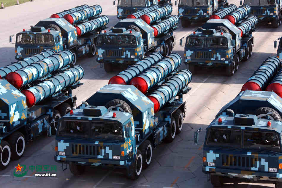 الصواريخ الصينية في الاستعراضات العسكرية السابقة