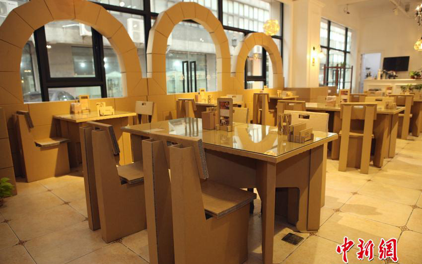 إكتشاف أول مطعم للقدر الورقي في شانغهاي