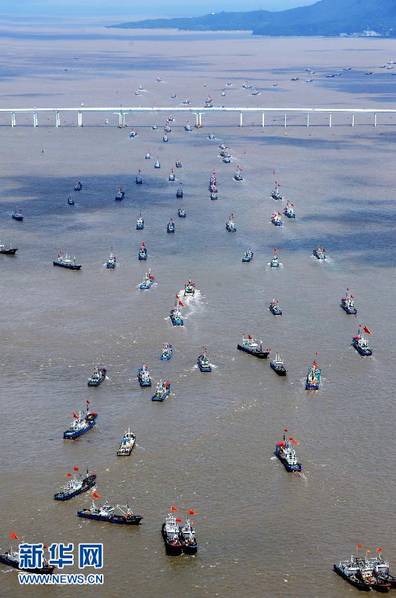 مشاهد عظيمة.. انطلاق آلاف من السفن معا لصيد  الاسماك في الصين