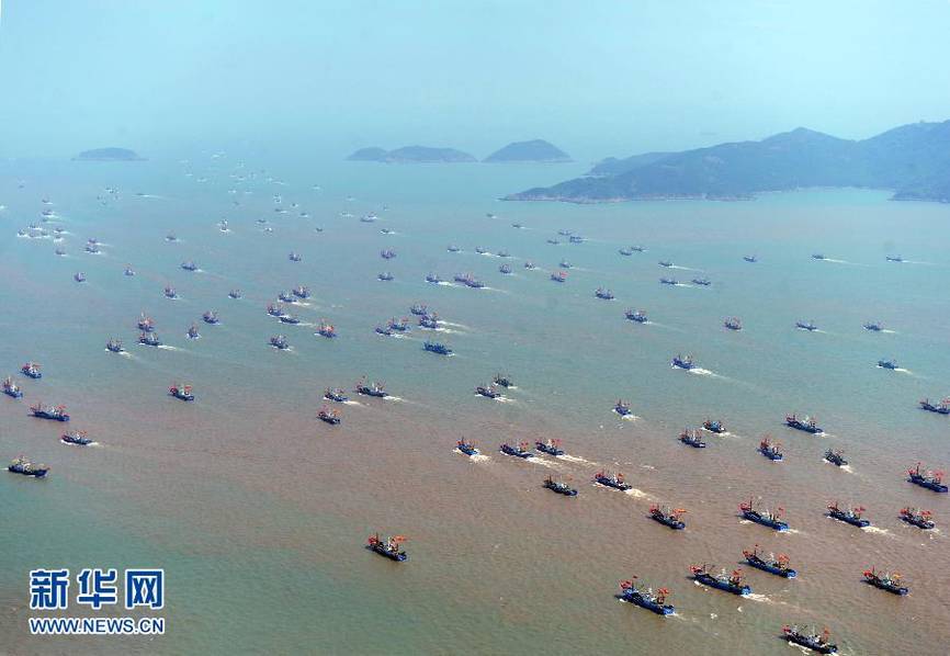 مشاهد عظيمة.. انطلاق آلاف من السفن معا لصيد  الاسماك في الصين