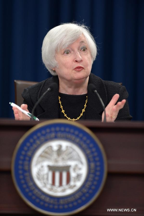 الاحتياطي الفيدرالي يبقي على سعر الفائدة دون تغيير