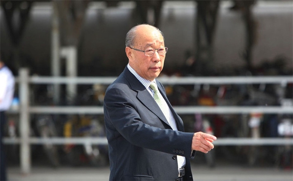وان لونغ ـ رئيس مجلس الإدارة والرئيس التنفيذي لمجموعة شوانغهوي