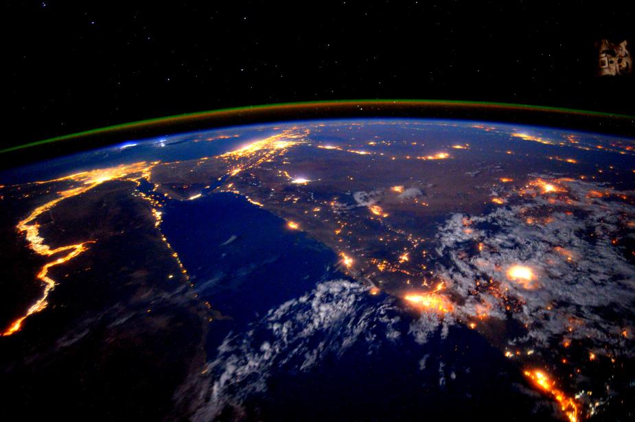 صور المناظر الليلية لنهر النيل من الفضاء