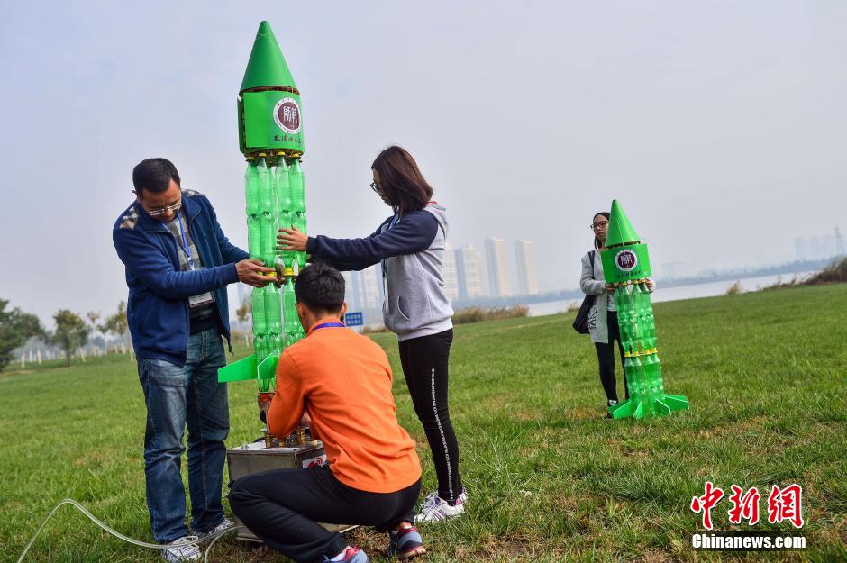 طلبة صينيون يخترعون " صاروخ هيدروديناميكي" 
