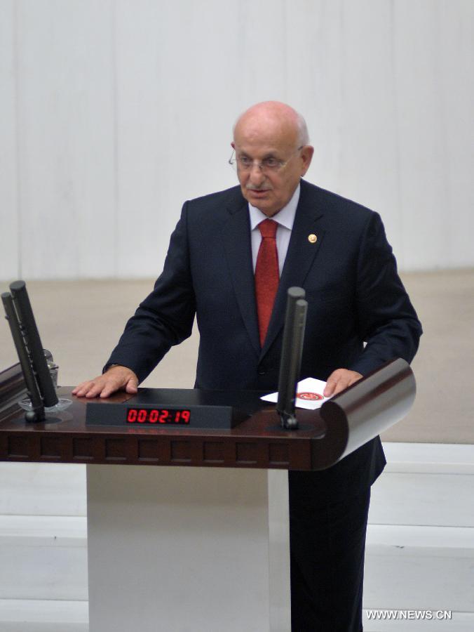 انتخاب عضو بحزب العدالة والتنمية الحاكم رئيسا جديدا للبرلمان التركي
